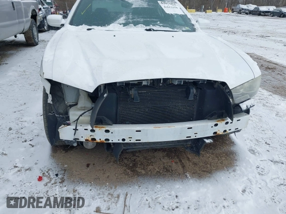 2013 Dodge Charger SXT with VIN 2C3CDXHG6DH643261, listed as a IAAI auction lot 41612150 with 164,181 mi miles. Bid and sale history available at carsss.com. Image 6.