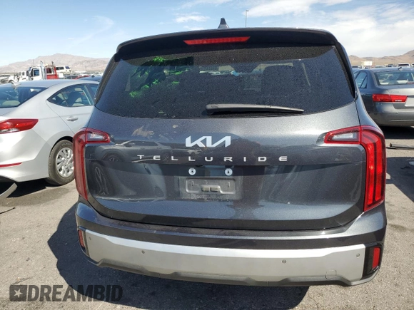 2024 Kia Telluride LX with VIN 5XYP24GC9RG482751, listed as a Copart auction lot 52924035 with 35,366 mi miles and Salvage title. Bid and sale history available at DreamBid. Image 6.