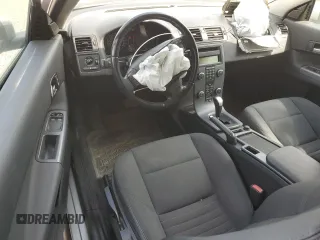 2012 Volvo C30 z VIN YV1672MK2C2276602, wystawiony jako Copart lot #71558424 z przebiegiem 126 717 mil mil oraz Szkody całkowita. Historia ofert i sprzedaży dostępna na DreamBid. Obrazek 8.