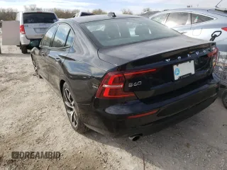 2020 Volvo S60 Momentum with VIN 7JR102FK6LG064517, listed as a Copart auction lot 64598252 with 14,219 mi miles. Bid and sale history available at carsss.com. Image 3.