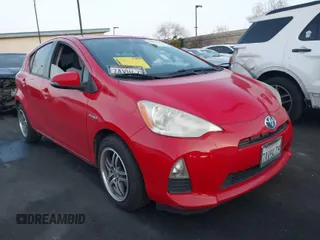 2013 Toyota Prius One with VIN JTDKDTB32D1538172, listed as a IAAI auction lot 41831084 with 253,758 mi miles. Bid and sale history available at carsss.com. Image 1.