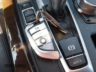 2018 BMW X5 xDrive35i with VIN 5UXKR0C51J0X92651, listed as a IAAI auction lot 41724974 with 83,496 mi miles. Bid and sale history available at carsss.com. Image 11.