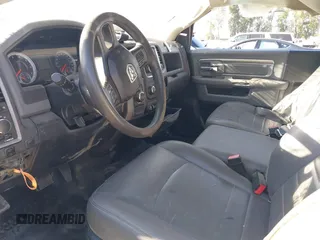 2019 Ram 1500 Tradesman с VIN 3C6JR6AG1KG504281, выставлен на аукционе IAAI как лот 42304352 с пробегом 93 552 миль миль и . История ставок и продаж доступна на DreamBid. Изображение 8.
