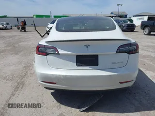 2021 Tesla Model 3 Performance with VIN 5YJ3E1EC8MF044388, listed as a IAAI auction lot 41821892 with Not Provided miles and . Bid and sale history available at carsss.com. Image 15.