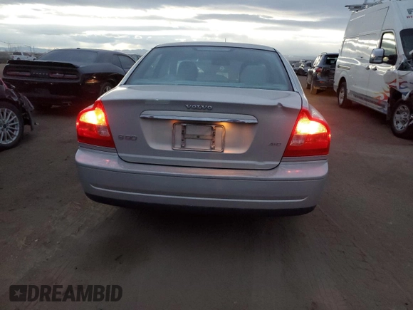 2004 Volvo S80 with VIN YV1TH59H741360825, listed as a Copart auction lot 86847344 with 201,916 mi miles and Clean Title. Bid and sale history available at carsss.com. Image 6.