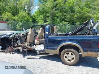 2005 Ford F-250 XL z VIN 1FTSW20P95EA30348, wystawiony jako IAAI lot #42199677 z przebiegiem Nie podano mil oraz . Historia ofert i sprzedaży dostępna na DreamBid. Obrazek 14.