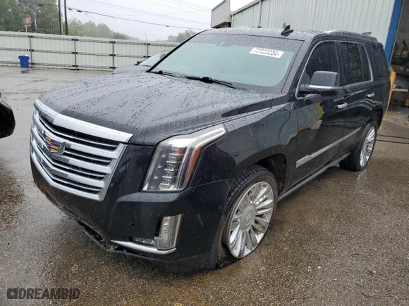 2017 Cadillac Escalade Platinum with VIN 1GYS4DKJ1HR325428, listed as a Copart auction lot 72035084 with 104,757 mi miles and Salvage Title. Bid and sale history available at carsss.com. Image 1.