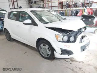 2016 Chevrolet Sonic LS with VIN 1G1JA6SH7G4151338, listed as a IAAI auction lot 41669999 with NaN miles. Bid and sale history available at carsss.com. Image 1.
