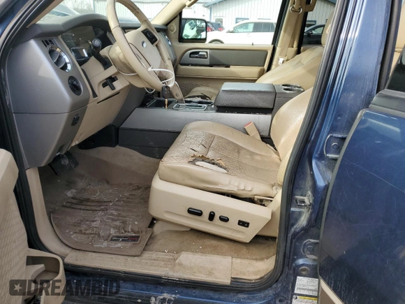 2014 Ford Expedition EL XLT with VIN 1FMJK1J56EEF18795, listed as a Copart auction lot 43826085 with 260,984 mi miles and Salvage Title. Bid and sale history available at carsss.com. Image 7.