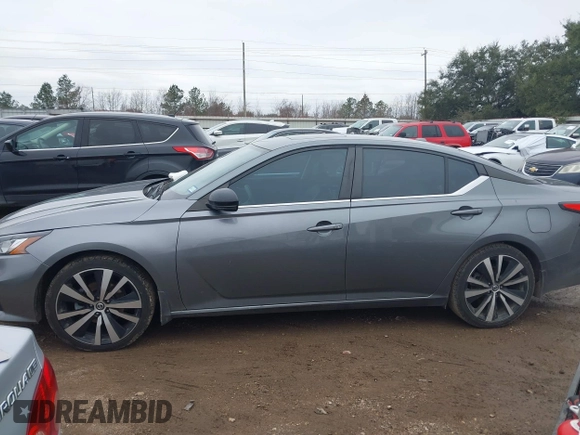 2019 Nissan Altima SR with VIN 1N4BL4CV8KN301609, listed as a IAAI auction lot 41608699 with 159,931 mi miles and . Bid and sale history available at carsss.com. Image 14.