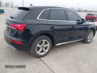 2021 Audi Q5 Premium with VIN WA1AAAFYXM2005196, listed as a IAAI auction lot 41593700 with 63,573 mi miles. Bid and sale history available at carsss.com. Image 6.