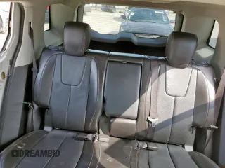 2017 GMC Terrain SLT z VIN 2GKFLPE36H6106103, wystawiony jako Copart lot #59215955 z przebiegiem 190 870 mil mil oraz Szkoda całkowita • Salvage title. Historia ofert i sprzedaży dostępna na DreamBid. Obrazek 10.