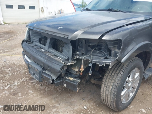 2006 Ford Explorer Limited z VIN 1FMEU75876UB40125, wystawiony jako IAAI lot #42256558 z przebiegiem 150 820 mil mil oraz . Historia ofert i sprzedaży dostępna na DreamBid. Obrazek 6.