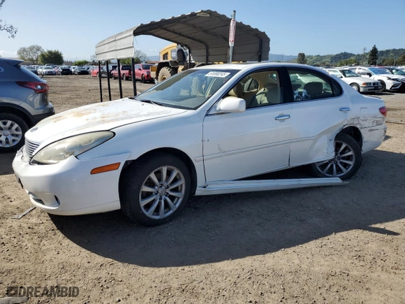 2005 Lexus ES 330 with VIN JTHBA30G255103224, listed as a Copart auction lot 51690245 with 240,143 mi miles and Salvage Title. Bid and sale history available at carsss.com. Image 1.
