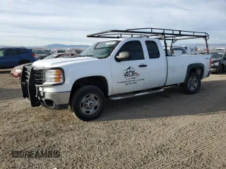 2011 GMC Sierra 2500HD Work Truck z VIN 1GT22ZCG8BZ312243, wystawiony jako Copart lot #83358544 z przebiegiem 186 584 mil mil oraz Szkoda całkowita • Salvage title. Historia ofert i sprzedaży dostępna na DreamBid. Obrazek 1.