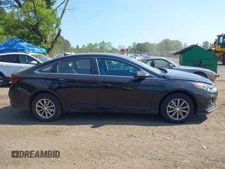 2019 Hyundai Sonata SE z VIN 5NPE24AF5KH758089, wystawiony jako IAAI lot #42412549 z przebiegiem 62 368 mil mil oraz . Historia ofert i sprzedaży dostępna na DreamBid. Obrazek 13.