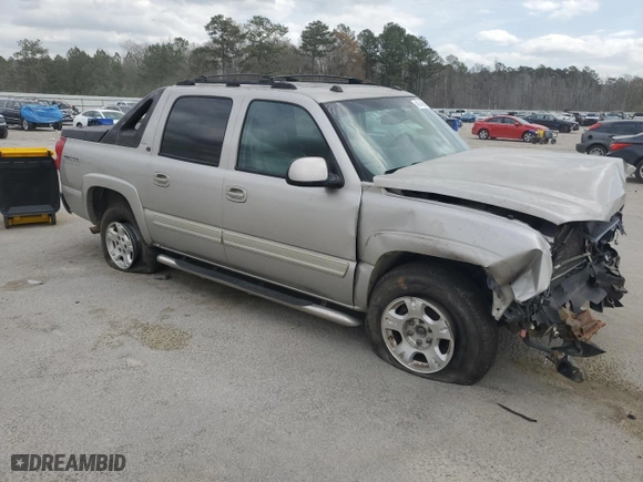 2005 Chevrolet Avalanche Z71 with VIN 3GNEK12Z75G101905, listed as a Copart auction lot 49740965 with 261,268 mi miles and Salvage Title. Bid and sale history available at carsss.com. Image 4.