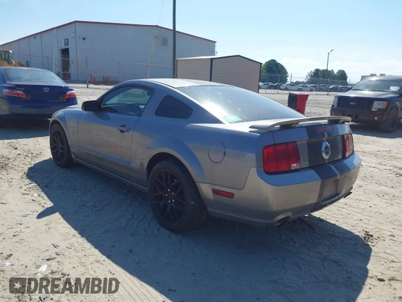2006 Ford Mustang GT Deluxe with VIN 1ZVFT82H265198298, listed as a IAAI auction lot 42845581 with 198,600 mi miles and . Bid and sale history available at DreamBid. Image 3.