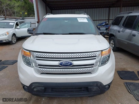 2014 Ford Explorer XLT with VIN 1FM5K7D95EGB90163, listed as a IAAI auction lot 41896474 with 139,694 mi miles. Bid and sale history available at carsss.com. Image 11.