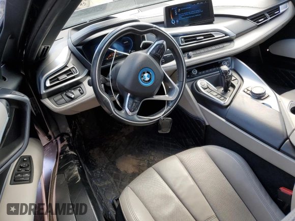 2014 BMW i8 z VIN WBY2Z2C50EVX64814, wystawiony jako Copart lot #52720385 z przebiegiem 63 909 mil mil oraz Szkoda całkowita • Salvage title. Historia ofert i sprzedaży dostępna na DreamBid. Obrazek 8.