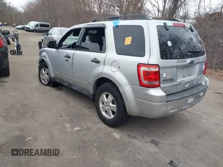 2012 Ford Escape XLT z VIN 1FMCU9DG4CKC57695, wystawiony jako IAAI lot #41716974 z przebiegiem 143 860 mil mil oraz . Historia ofert i sprzedaży dostępna na DreamBid. Obrazek 3.