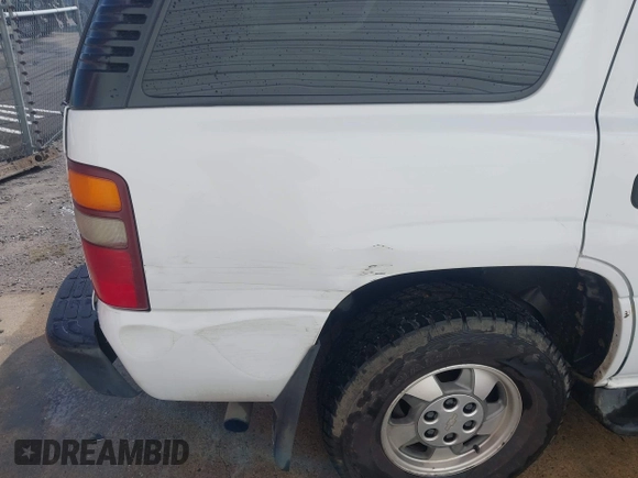 2003 Chevrolet Tahoe LS with VIN 1GNEK13Z63J161362, listed as a IAAI auction lot 41640270 with 241,882 mi miles. Bid and sale history available at carsss.com. Image 18.