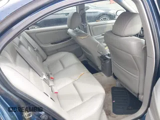 2003 Nissan Maxima GLE с VIN JN1DA31A73T401235, выставлен на аукционе IAAI как лот 42371917 с пробегом 184 450 миль миль и . История ставок и продаж доступна на DreamBid. Изображение 8.