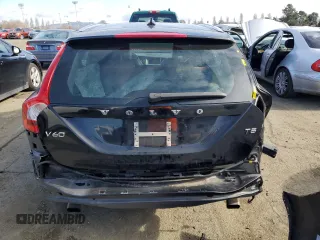 2015 Volvo V60 T5 Drive-E Platinum with VIN YV140MEM5F1231963, listed as a Copart auction lot 42265744 with 102,864 mi miles. Bid and sale history available at carsss.com. Image 6.