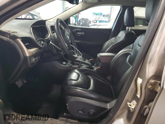 2017 Jeep Cherokee High Altitude с VIN 1C4PJMDS5HW558157, выставлен на аукционе Copart как лот 57960415 с пробегом 81 272 миль миль и Списание • Salvage title. История ставок и продаж доступна на DreamBid. Изображение 7.