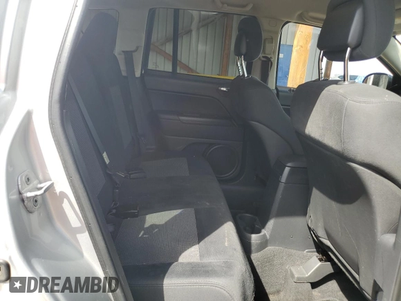 2011 Jeep Compass Latitude with VIN 1J4NF1FB6BD263831, listed as a Copart auction lot 52542625 with 160,743 mi miles and Salvage Title. Bid and sale history available at DreamBid. Image 11.