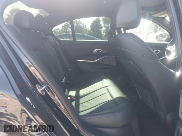 2022 BMW 3 Series M340i with VIN 3MW5U7J02N8C22521, listed as a IAAI auction lot 41776890 with 66,055 mi miles. Bid and sale history available at carsss.com. Image 8.