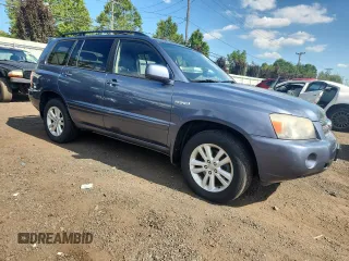 2006 Toyota Highlander with VIN JTEEW21A560020188, listed as a Copart auction lot 66168215 with 272,688 mi miles and Salvage title. Bid and sale history available at DreamBid. Image 4.