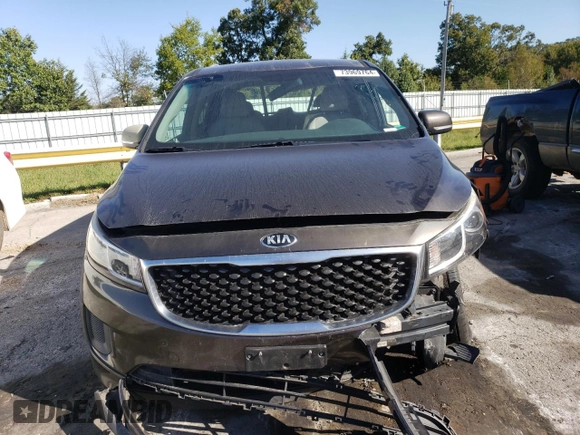 2016 Kia Sedona LX with VIN KNDMB5C16G6165913, listed as a Copart auction lot 73969764 with 163,481 mi miles and Salvage Title. Bid and sale history available at carsss.com. Image 5.