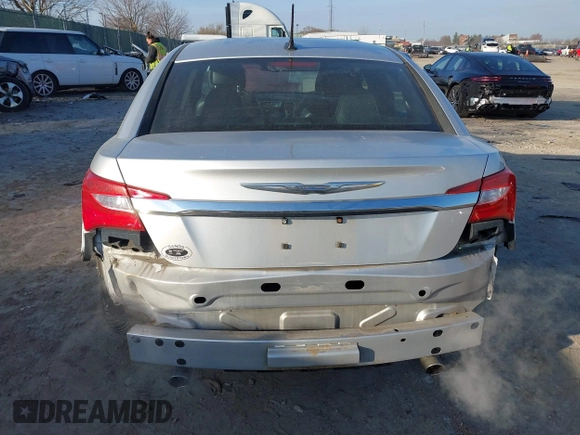 2012 Chrysler 200 Limited with VIN 1C3CCBCG2CN305455, listed as a IAAI auction lot 41907553 with 121,159 mi miles. Bid and sale history available at carsss.com. Image 16.