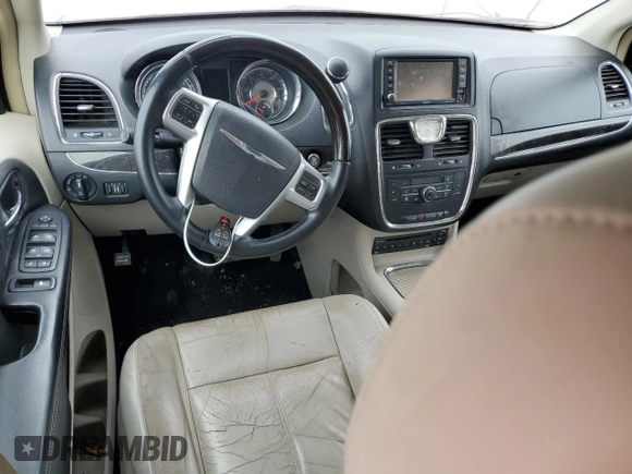 2012 Chrysler Town & Country Limited z VIN 2C4RC1GGXCR394219, wystawiony jako Copart lot #57032565 z przebiegiem Nie podano mil oraz Szkoda całkowita • Salvage title. Historia ofert i sprzedaży dostępna na DreamBid. Obrazek 8.