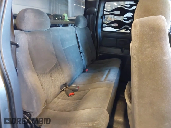 2006 Chevrolet Silverado 1500 Work Truck with VIN 1GCEC19X76Z300027, listed as a IAAI auction lot 41378404 with 171,637 mi miles. Bid and sale history available at carsss.com. Image 8.