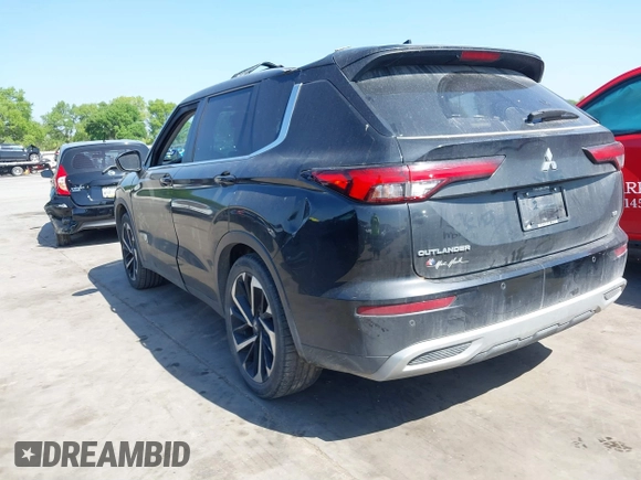 2022 Mitsubishi Outlander SE z VIN JA4J3UA8XNZ017053, wystawiony jako IAAI lot #41870657 z przebiegiem 70 102 mil mil oraz . Historia ofert i sprzedaży dostępna na DreamBid. Obrazek 3.