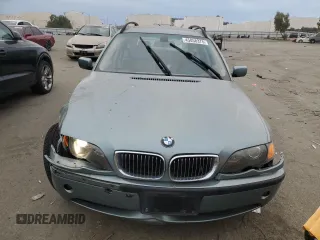 2003 BMW 3 Series 325i with VIN WBAEN33443PC12127, listed as a Copart auction lot 45058375 with 118,279 mi miles and Salvage Title. Bid and sale history available at carsss.com. Image 5.