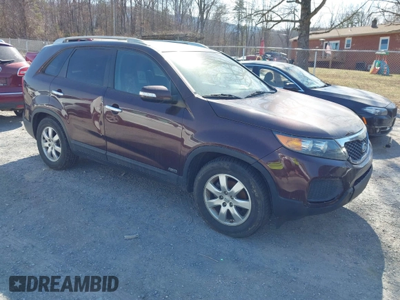 2012 Kia Sorento LX with VIN 5XYKTDA22CG286925, listed as a IAAI auction lot 41766103 with 163,522 mi miles. Bid and sale history available at carsss.com. Image 1.