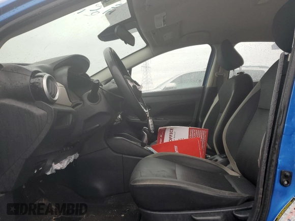 2021 Nissan Versa SV with VIN 3N1CN8EV9ML831185, listed as a Copart auction lot 50714455 with 156,963 mi miles and Clean Title. Bid and sale history available at DreamBid. Image 7.
