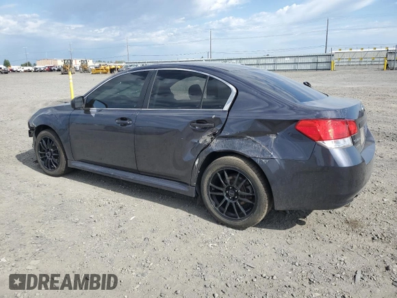 2013 Subaru Legacy 2.5i z VIN 4S3BMAA61D1006847, wystawiony jako Copart lot #58623325 z przebiegiem 141 743 mil mil oraz Szkoda całkowita • Salvage title. Historia ofert i sprzedaży dostępna na DreamBid. Obrazek 2.