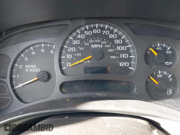 2004 Chevrolet Suburban LS with VIN 3GNEC16Z64G205467, listed as a IAAI auction lot 41294298 with 224,439 mi miles. Bid and sale history available at carsss.com. Image 7.