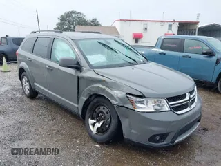 2019 Dodge Journey SE with VIN 3C4PDCBB2KT804440, listed as a IAAI auction lot 41333876 with 72,209 mi miles and . Bid and sale history available at DreamBid. Image 1.