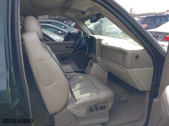 2002 Chevrolet Tahoe LT with VIN 1GNEK13ZX2J277968, listed as a IAAI auction lot 41586260 with 336,190 mi miles. Bid and sale history available at carsss.com. Image 5.