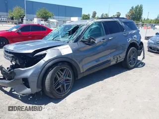 2025 Ford Explorer ST-Line with VIN 1FMUK8KH0SGA40629, listed as a IAAI auction lot 42305808 with 10,078 mi miles and . Bid and sale history available at DreamBid. Image 18.