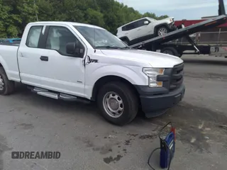 2015 Ford F-150 XL z VIN 1FTEX1CP2FKE07332, wystawiony jako IAAI lot #42320961 z przebiegiem 173 792 mil mil oraz . Historia ofert i sprzedaży dostępna na DreamBid. Obrazek 1.