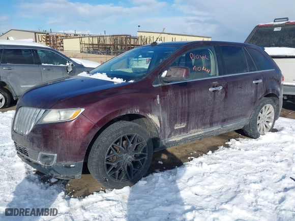 2011 Lincoln MKX with VIN 2LMDJ8JKXBBJ00587, listed as a IAAI auction lot 41576489 with 169,456 mi miles. Bid and sale history available at carsss.com. Image 16.