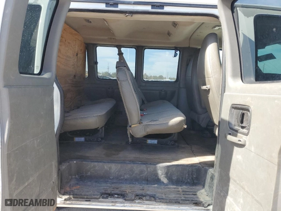 2012 Chevrolet Express Passenger 1LT with VIN 1GAZG1FG4C1122994, listed as a Copart auction lot 85922924 with 171,161 mi miles and Salvage Title. Bid and sale history available at carsss.com. Image 12.