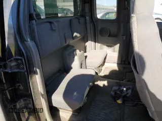 2006 GMC Canyon SLE Z71 with VIN 1GTDS196X68258884, listed as a Copart auction lot 89098225 with 130,982 mi miles and Salvage Title. Bid and sale history available at carsss.com. Image 10.