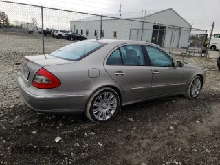 2007 Mercedes-Benz E-Class 3.5L with VIN WDBUF87X17B123174, listed as a Copart auction lot 48057505 with 117,666 mi miles and Salvage Title. Bid and sale history available at carsss.com. Image 3.